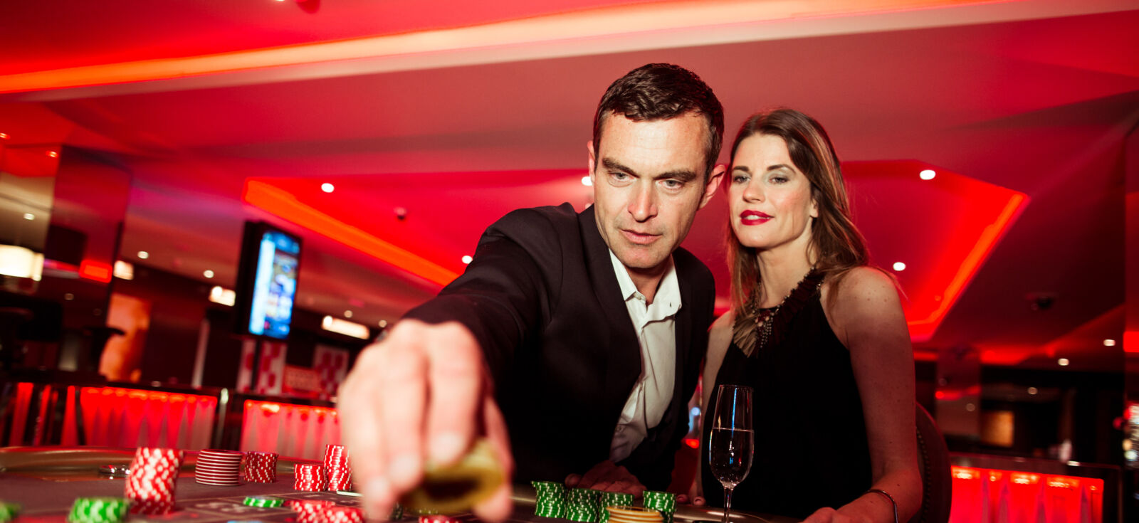 100 free spins no deposit casino titan